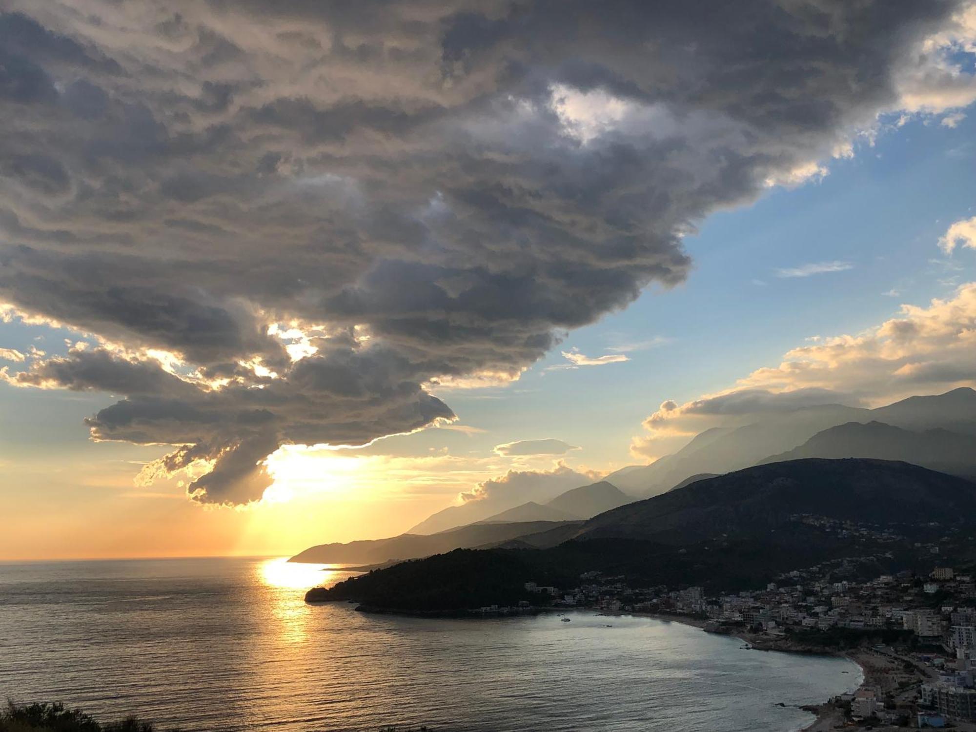 Anassa Suites Himare Luaran gambar