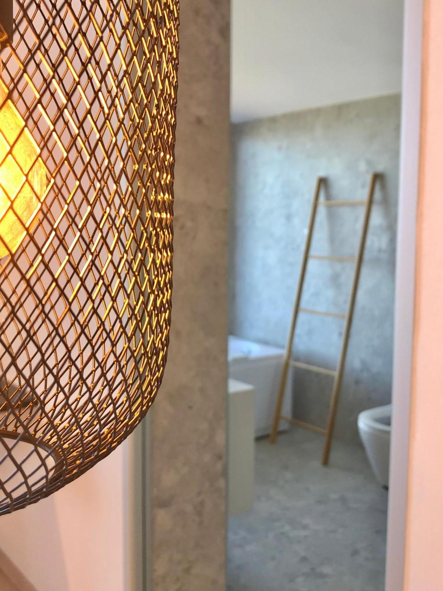 Anassa Suites Himare Luaran gambar