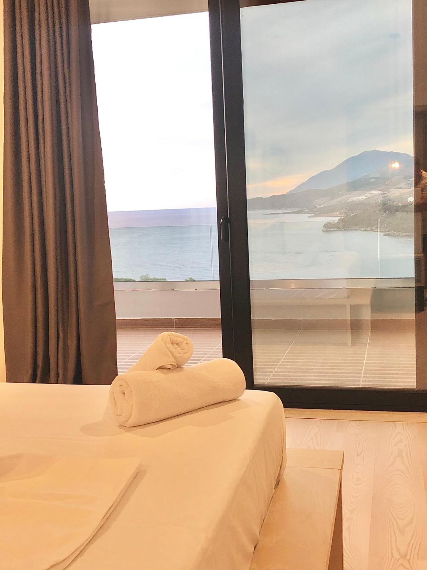 Anassa Suites Himare Luaran gambar